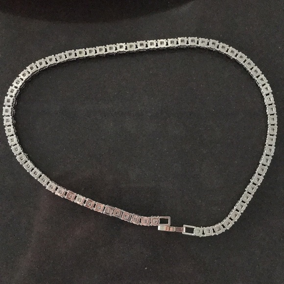 Rhinestone necklace - Picture 10 of 11